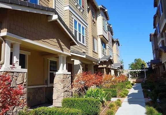 2nd image of 6553 S Mariposa Ct