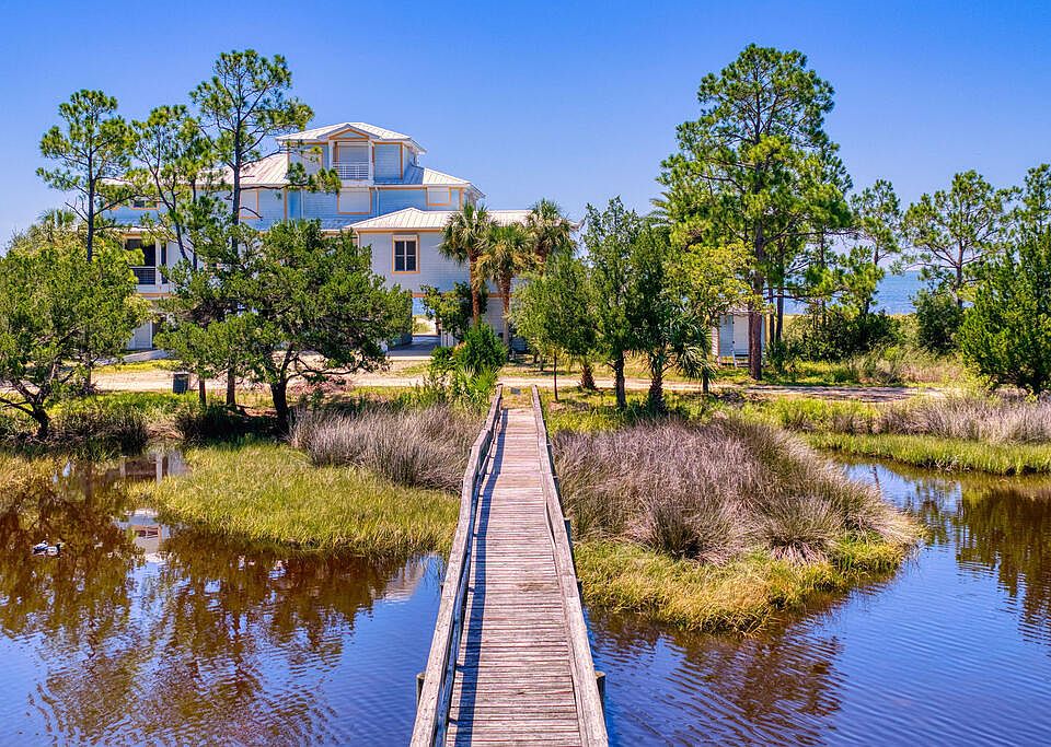 1st image of 2904 Hidden Beaches Rd
