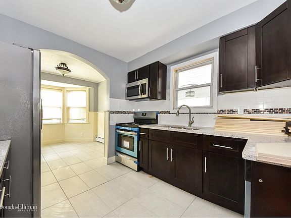 5th image of 509 Grant Pl
