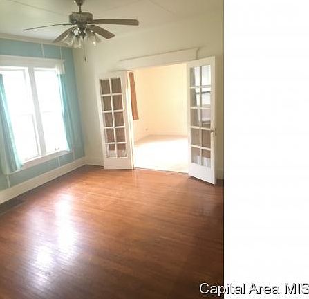 5th image of 206 N Carlysle Ave