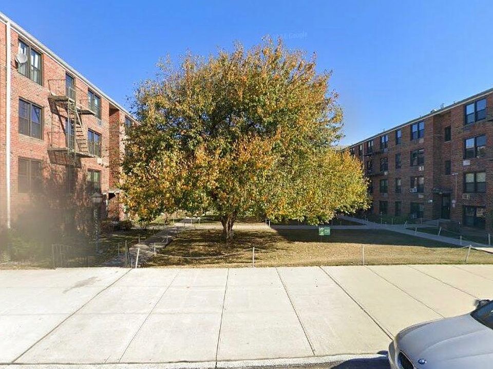 1st image of 1001 E 108th St APT 1B
