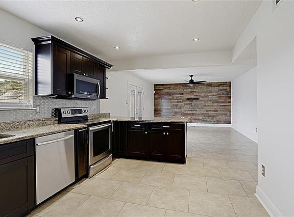 4th image of 3801 Chadwood Dr
