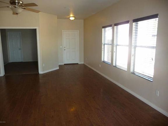 Entry and Office/Bdrm 4