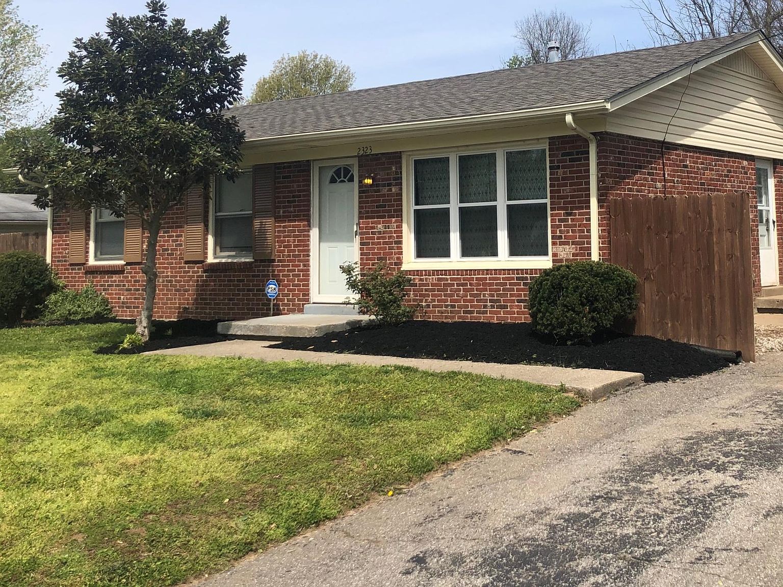 2323 Pierson Dr, Lexington, KY 40505 Zillow