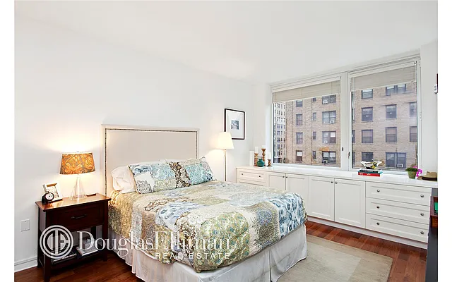 Rented by Douglas Elliman | media 25