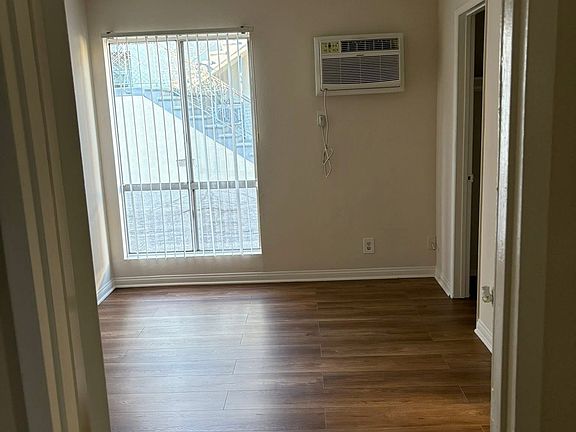 4th image of 5711 Fulcher Ave