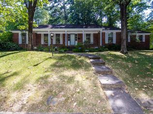 7 Huntington Rd, Little Rock, AR 72227