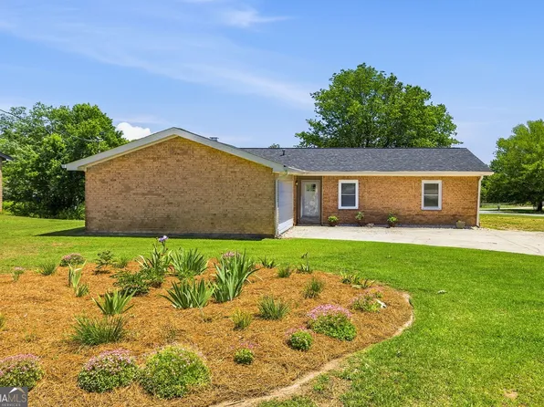 3893 Sloan Mill Rd, Gainesville, GA 30507