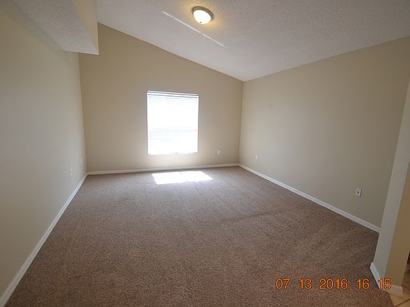 5th image of 621 China Berry Cir