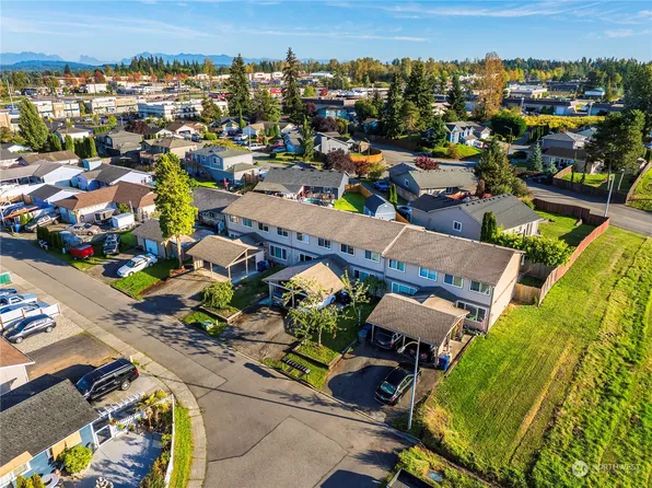 8910 -8920 10th Street NE #1-6, Lake Stevens, WA 98258