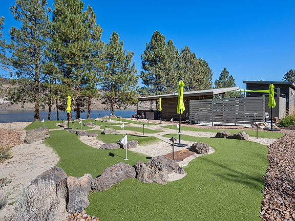 4th image of 13140 SW Inlet Rd