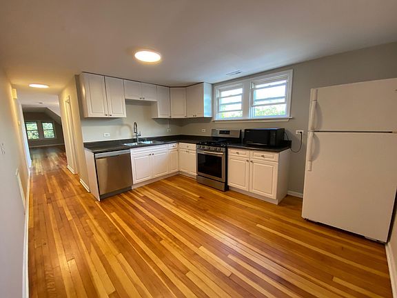 2nd image of 3824 N Bell Ave #3