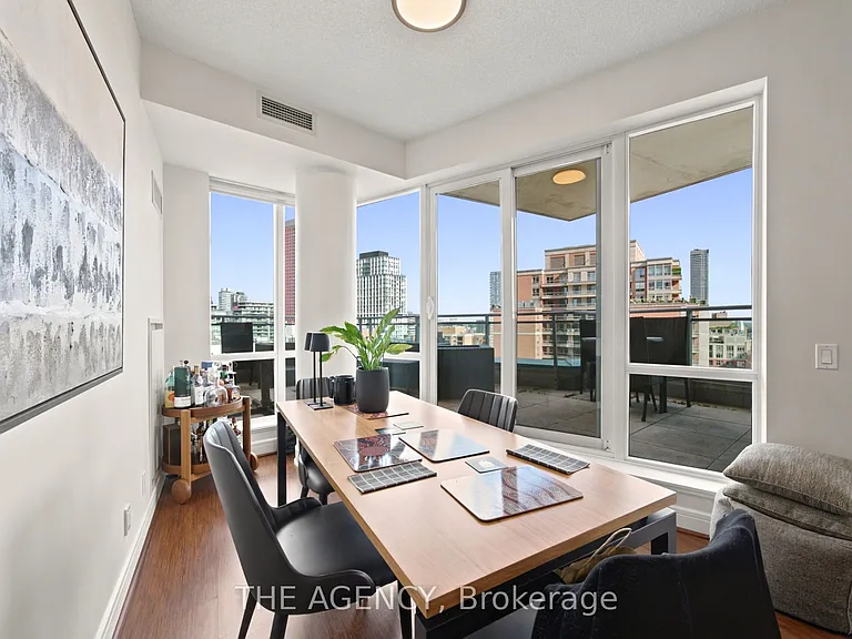 112 George St S #S1006 — Photo 12