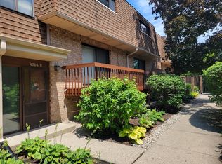8748 Kedvale Ave #B, Skokie, IL