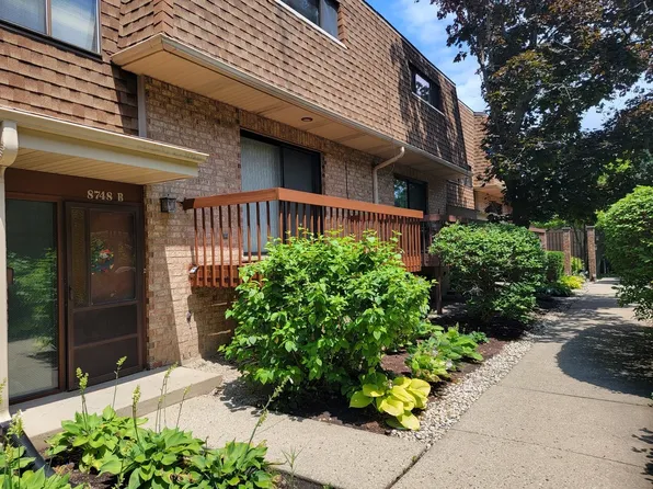 8748 Kedvale Ave #B, Skokie, IL 60076