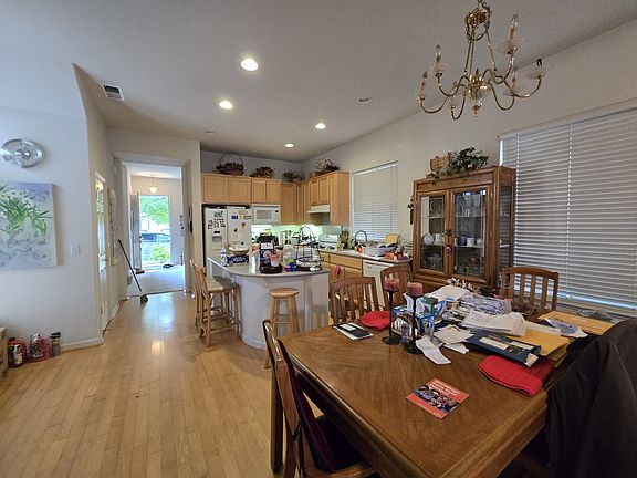 3rd image of 2754 Meadowfaire Dr