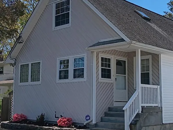 180 Cranberry Drive, Mastic Beach, NY 11951