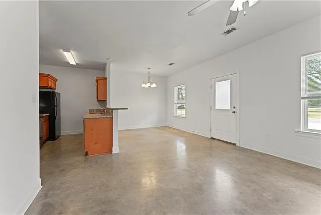 209 S Laurel St #A — Photo 3