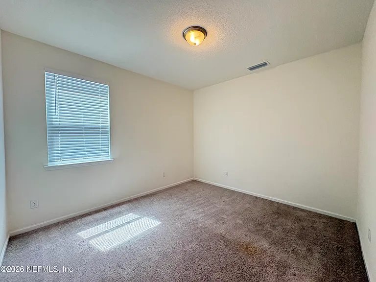 302 Rambling Brook Trl — Photo 6