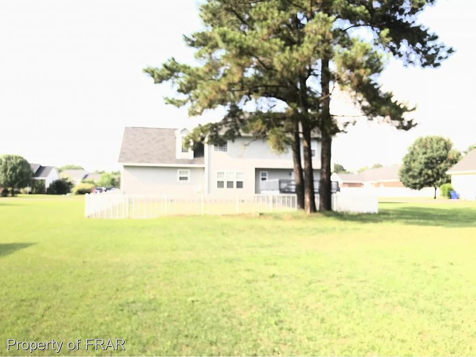2nd image of 285 Louisiana Dr