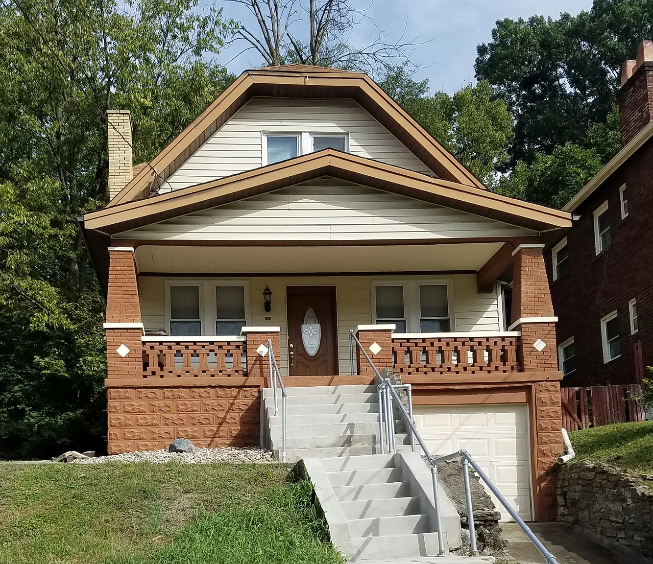 2027 New Linden Rd photo 1