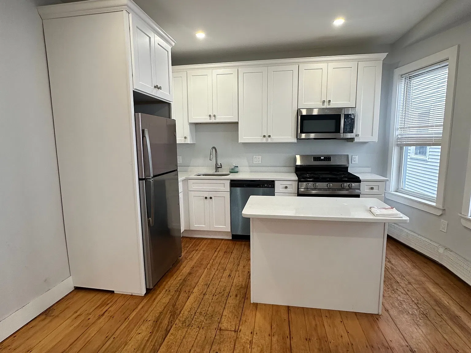 2 bed, $2,600 — Photo 1