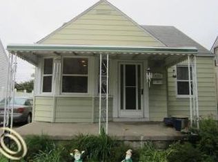 7659 Hipp St, Taylor, MI 48180