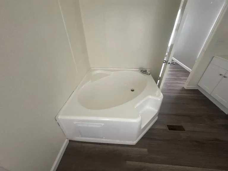 18075 Clayton Cir — Photo 7