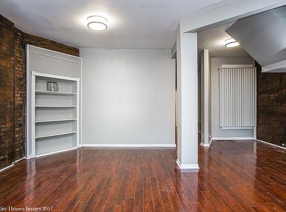 3rd image of 6424 S Ingleside Ave #1
