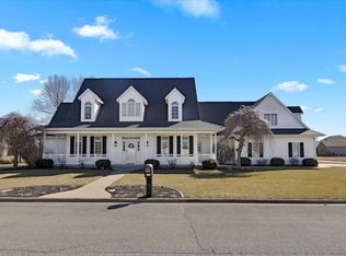 1612 W Bob O Link Dr, Pontiac, IL 61764