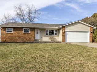 7637 Wilbur Rd, New Albany, OH 43054