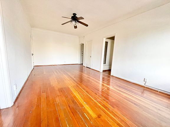 2nd image of 608 S Dunsmuir Ave APT 302