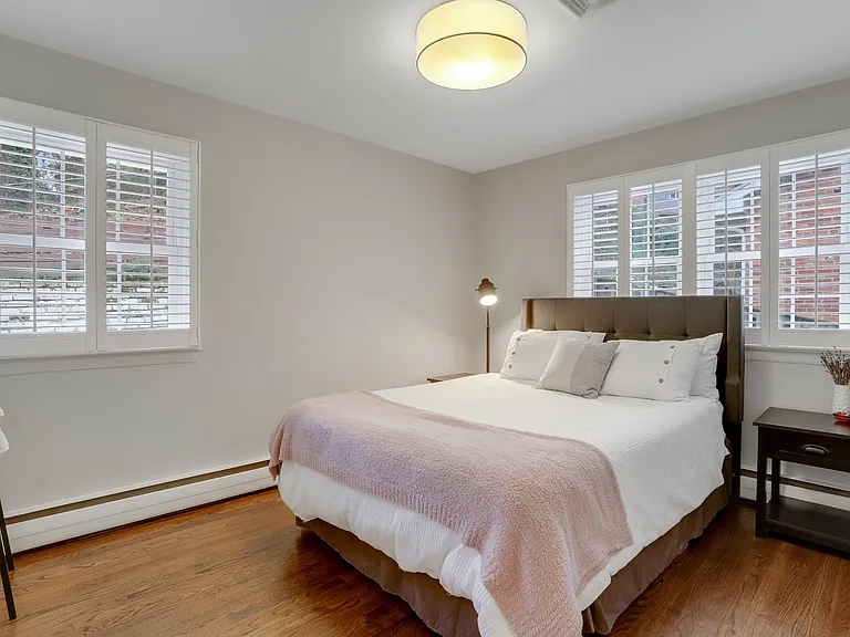 3710 Lorcom Ln — Photo 11