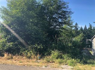 Twin Oaks Ln, Freeland, WA 98249
