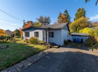 483 Beech Ave, Duncan, BC V9L 3J8