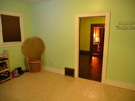 5th image of 3429 Orchard St