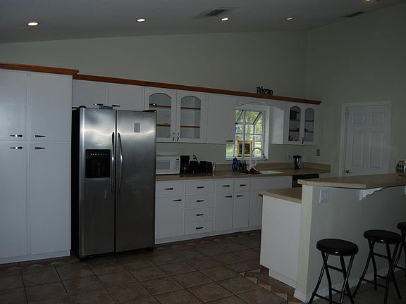 2nd image of 47 Lake Wood Cir