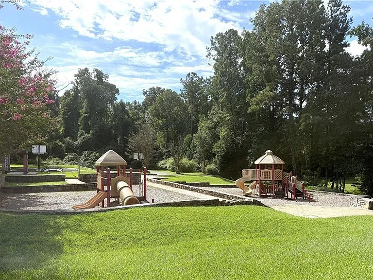1363 Pavilion Ct SE — Photo 20