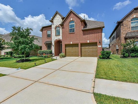 3rd image of 21134 Bastide Ln
