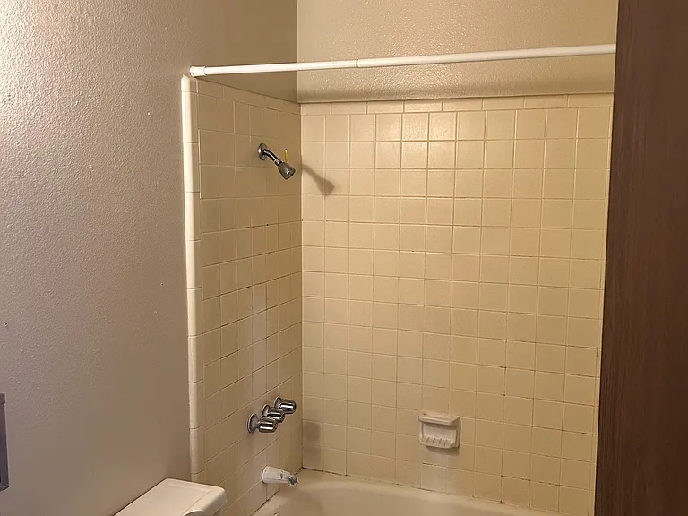 1109 Citrus Ave #4 — Photo 5