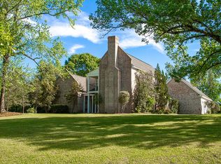 121 Pinehaven Pl, Clinton, MS 39056