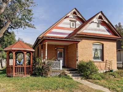 214 E 2nd St, Rifle, CO, 81650