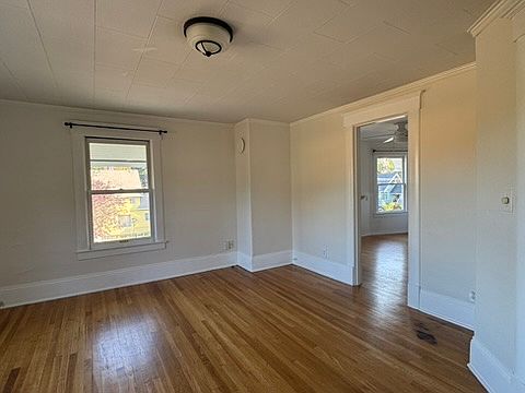 5th image of 1006 SE 31st Ave APT 2