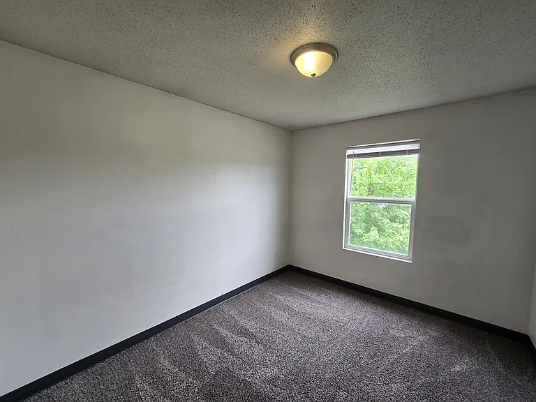 60 Miller Ave SW #12 — Photo 7