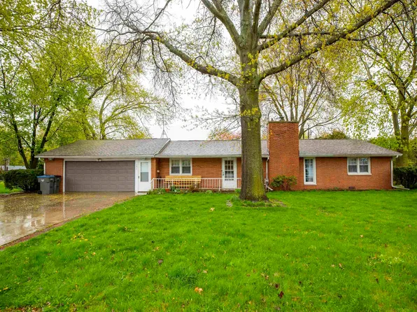 402 Colorado Dr, Goshen, IN 46526