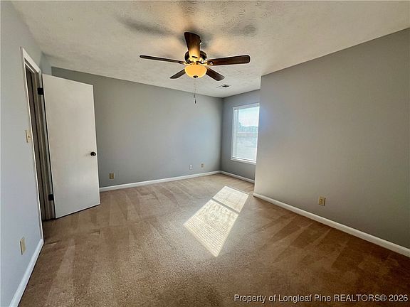 3rd image of 679 Bartons Landing Pl APT 6