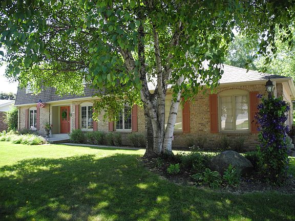 2nd image of 5919 Glen Haven Dr