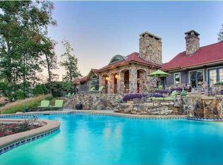 7547 Savannah Dr, Ooltewah, TN 37363
