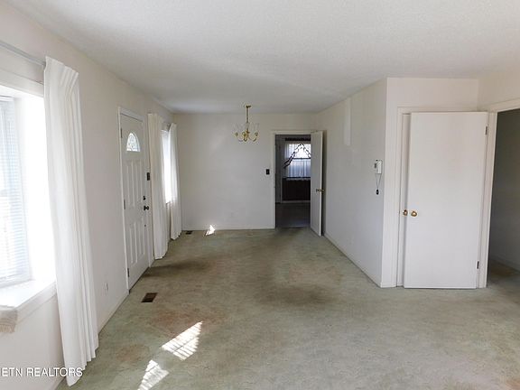 3rd image of 5708 Wil Loyd Dr