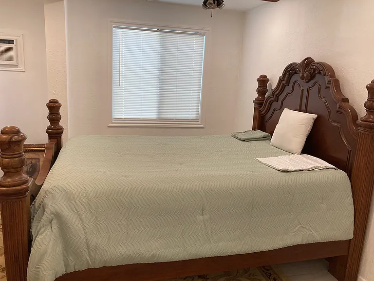 1830 Mentone Blvd — Photo 5